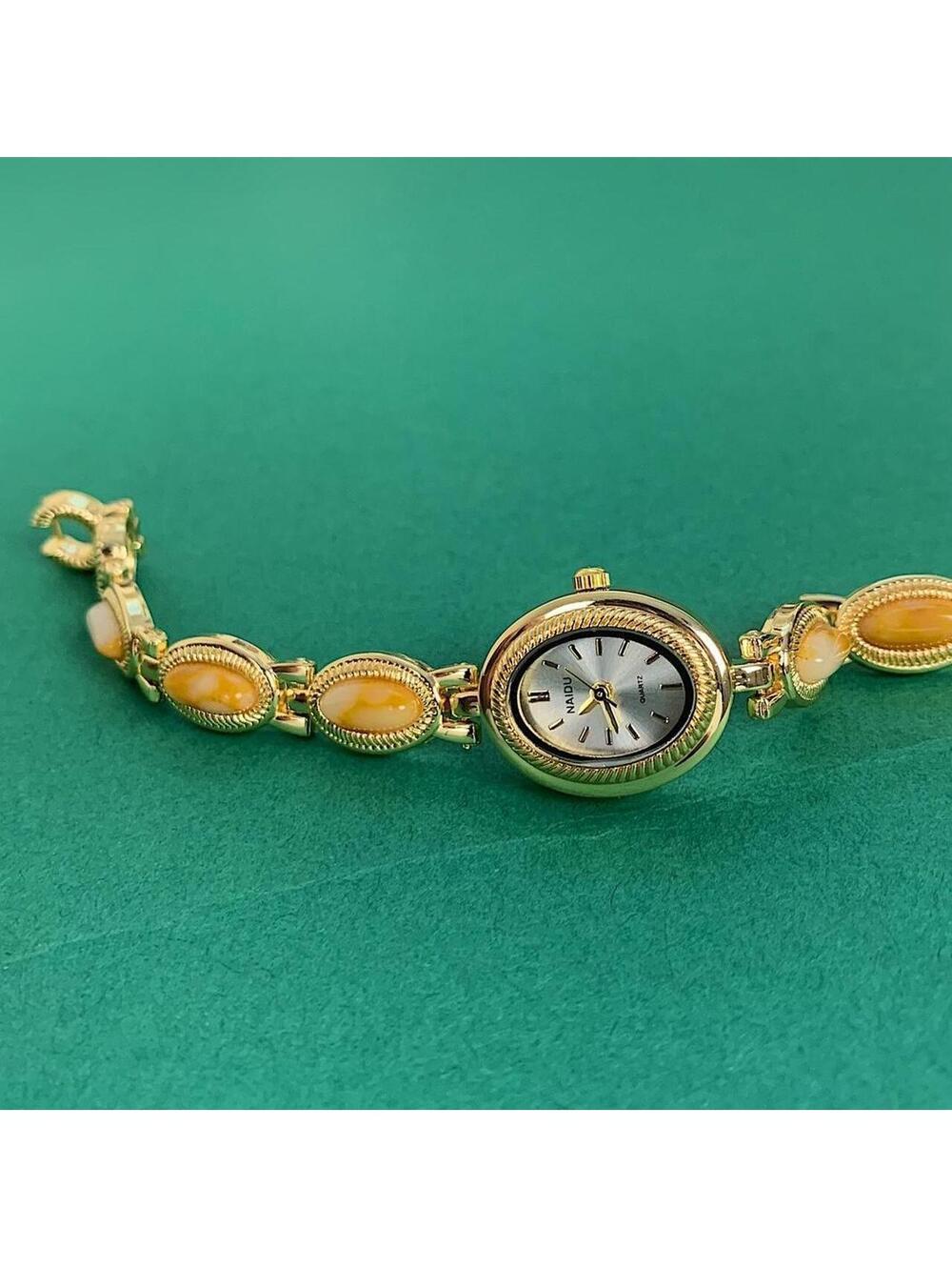 Y2k style Dainty cute Gold style tone quartz watch with orange jade stone opal - Picture 8 of 8